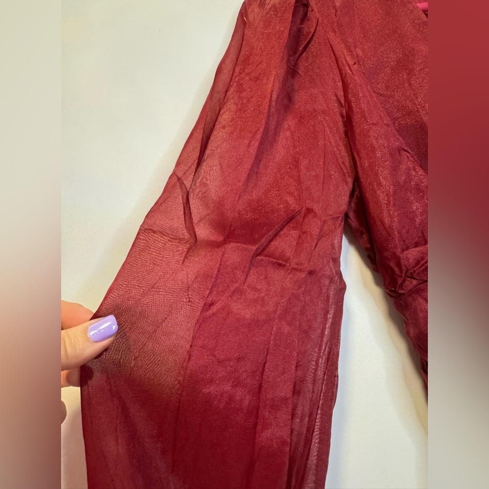 ANDREE BY UNIT Burgundy Long Sleeve V-Neck Ruched Dress - Picture 3 of 4